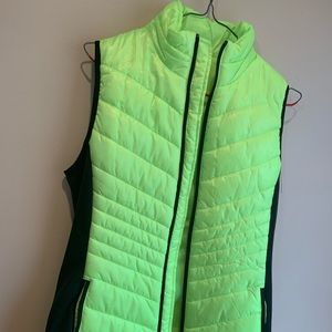 Super cute vest. No tags but never worn